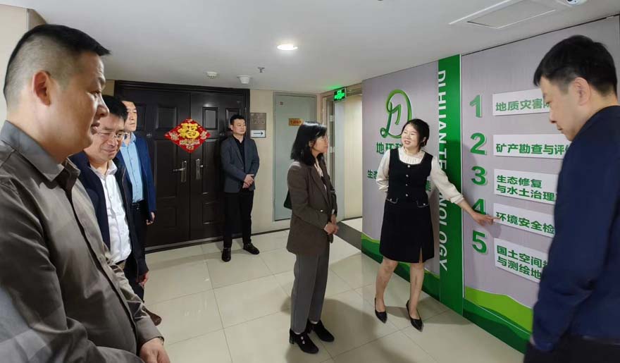 3ce25654-1a43-4d3b-ae51-54cf2a5da35e.jpg 3ce25654-1a43-4d3b-ae51-54cf2a5da35e.jpg