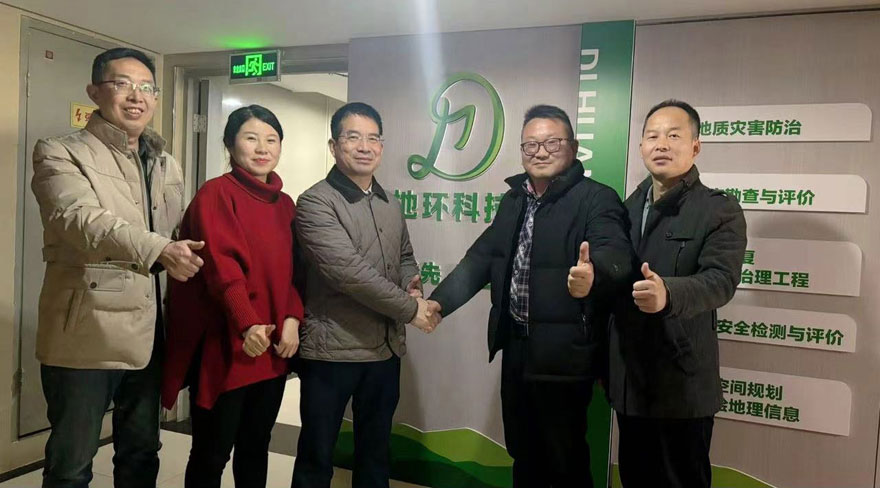 5fb332ed-8cc2-423e-9e44-ba037d2b4448.jpg 5fb332ed-8cc2-423e-9e44-ba037d2b4448.jpg