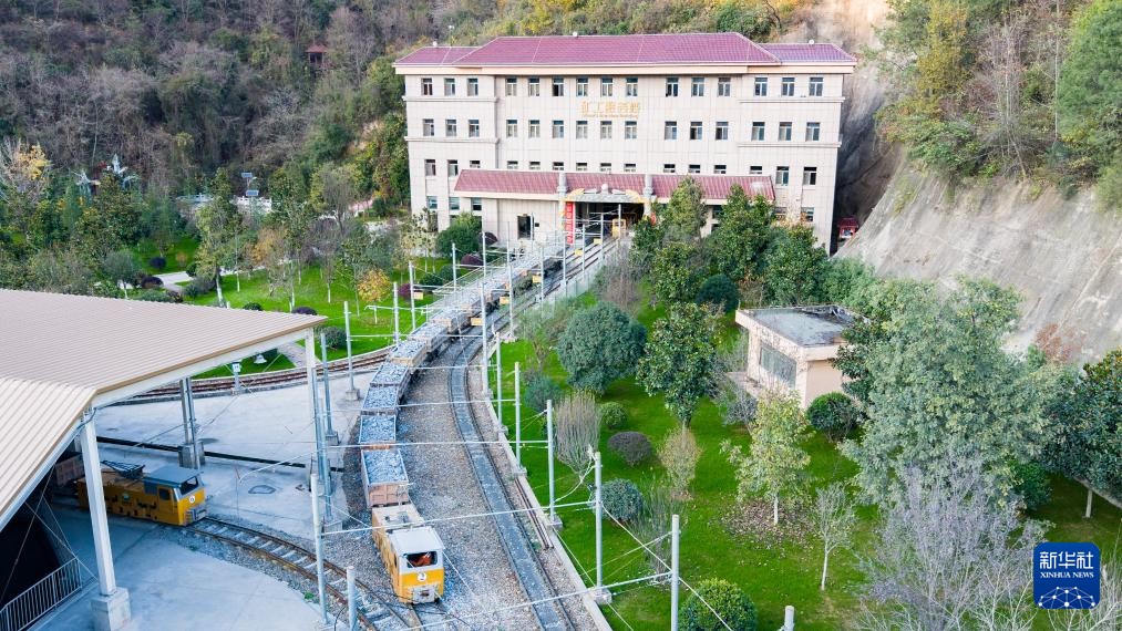 6c4f6ed6-a71b-49d9-850b-d5c774472b3c.jpg 6c4f6ed6-a71b-49d9-850b-d5c774472b3c.jpg