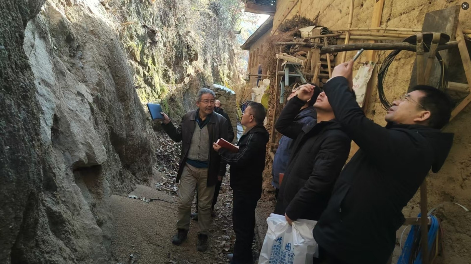 cffd6779-4828-4e73-99bf-939bcbaaca09.jpg cffd6779-4828-4e73-99bf-939bcbaaca09.jpg