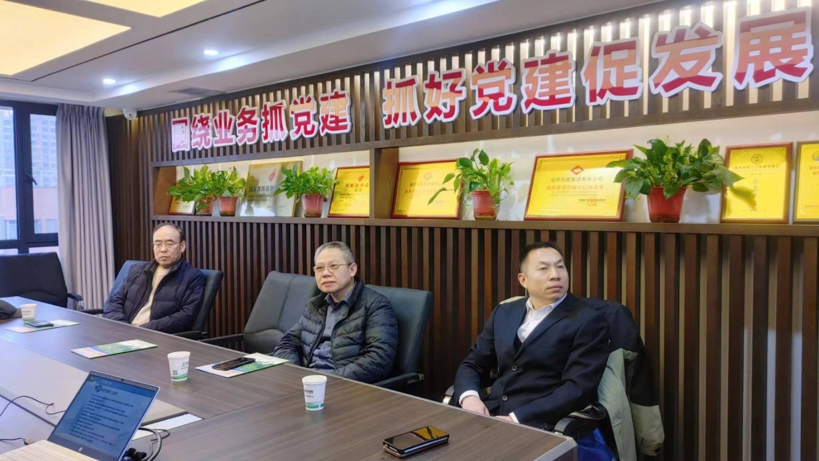 d8cfe91c-34ee-411e-bca0-0867436d229b.jpg d8cfe91c-34ee-411e-bca0-0867436d229b.jpg