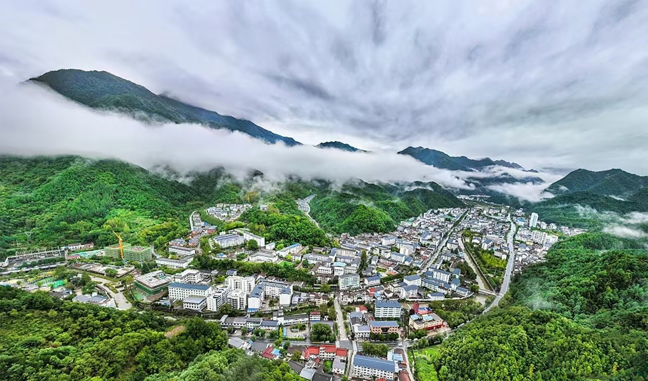 f6515468-c3fd-4c68-a8fe-f1a2ceda3641.jpg f6515468-c3fd-4c68-a8fe-f1a2ceda3641.jpg