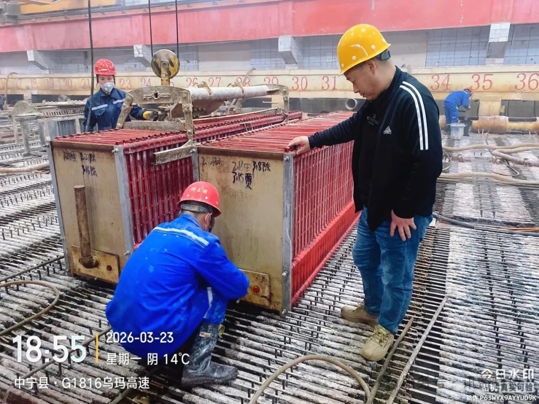 f72ce004-5fe5-4453-b1fe-91b133176229.jpg f72ce004-5fe5-4453-b1fe-91b133176229.jpg