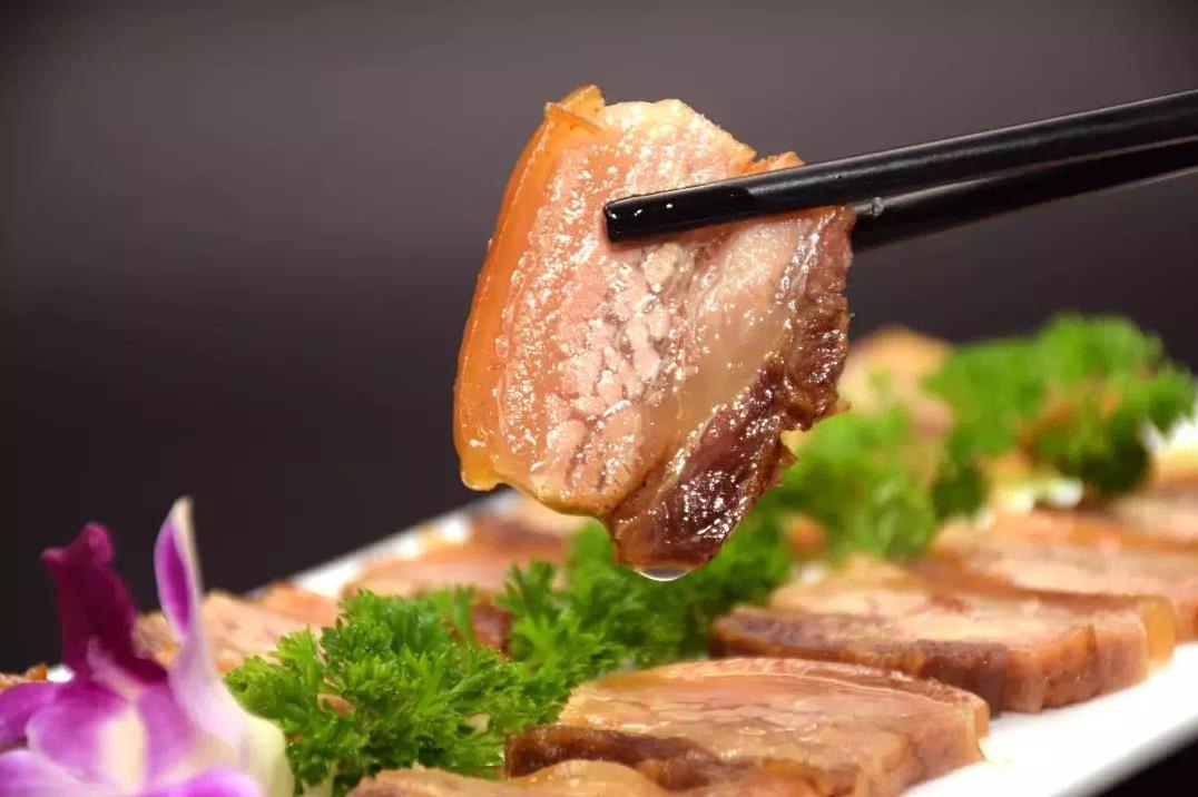 四川特色小吃：盐边油底肉的制作方