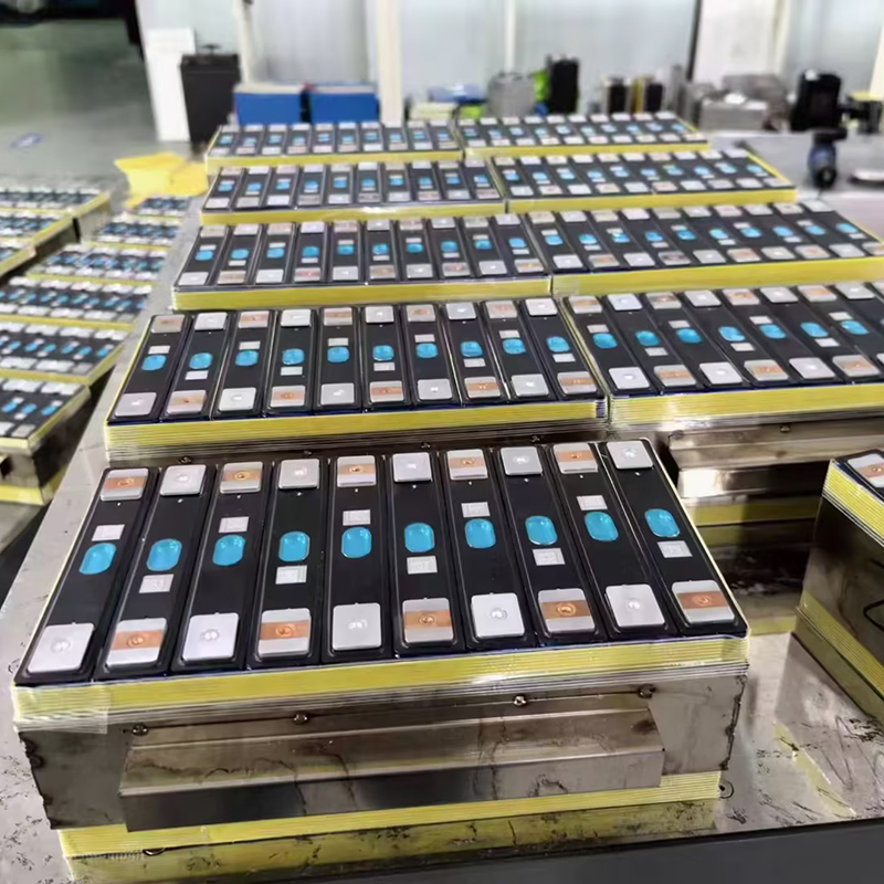 储能电池采购_昆明储能电池批发_楚雄银尘新能源科技有限公司运营