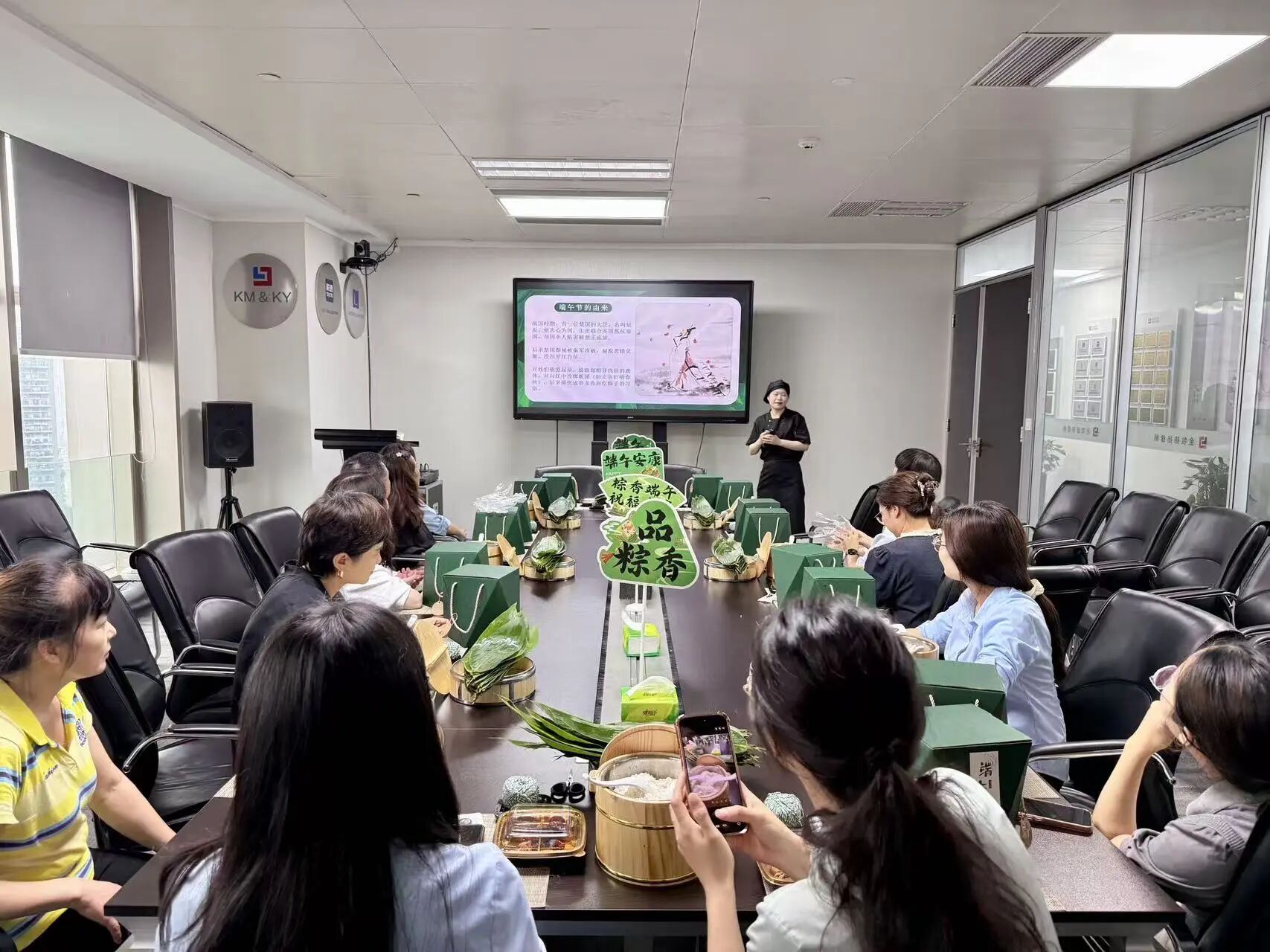 2698aee5-0aed-4082-b088-1e613d6d41e3.jpg