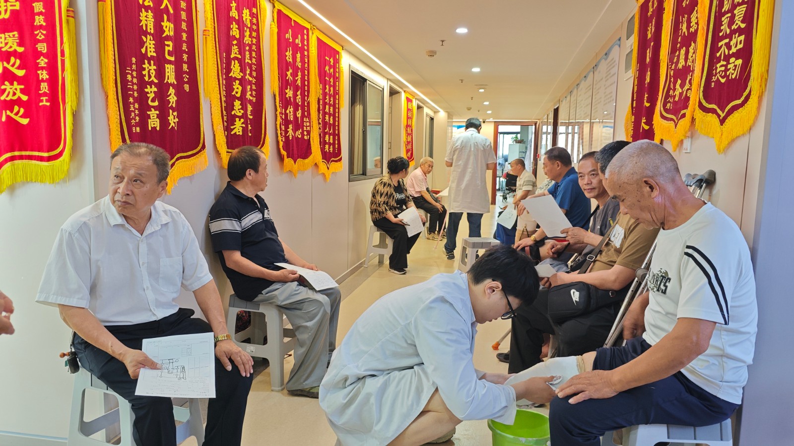 7f45ccae-f1be-4546-92f5-2e919dbab54f.jpg