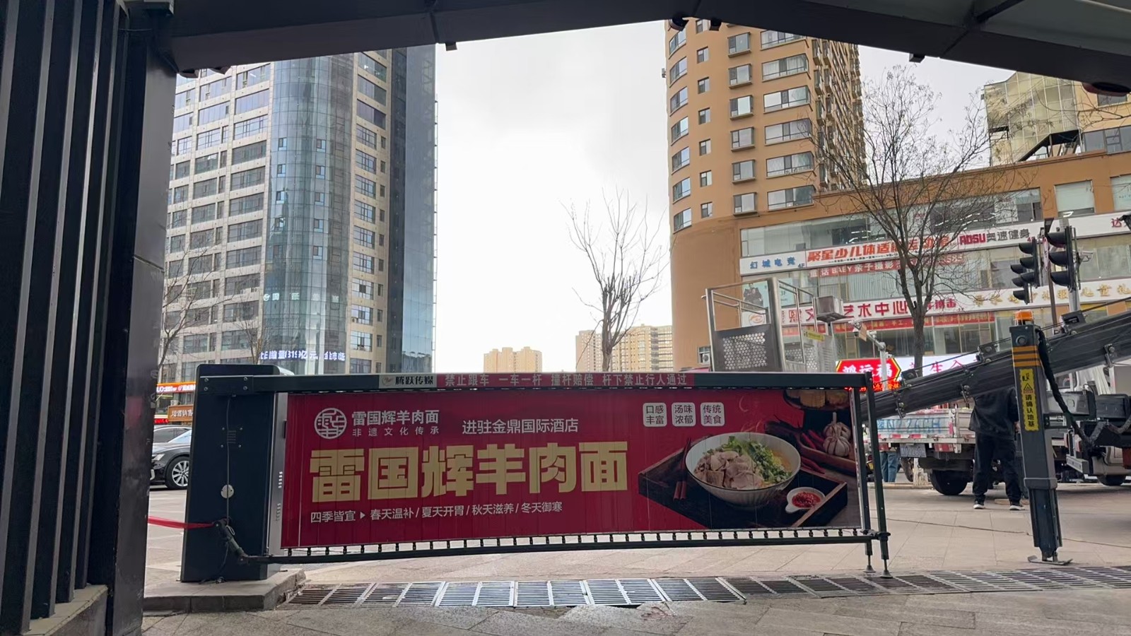 d046d1af-d2f3-4e27-9359-dc523036ff6c.jpg d046d1af-d2f3-4e27-9359-dc523036ff6c.jpg