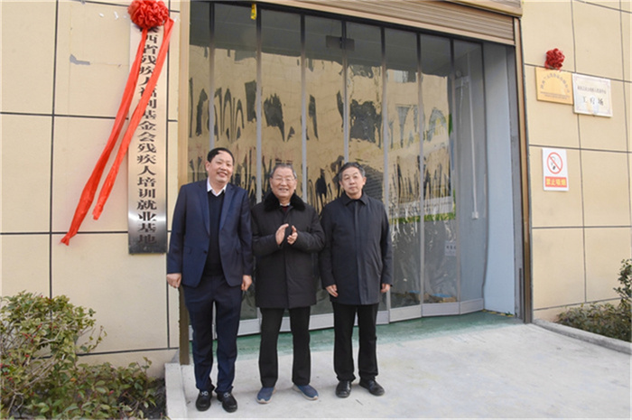 c7181b78-633e-41d1-ad92-b6959488ba7d.jpg c7181b78-633e-41d1-ad92-b6959488ba7d.jpg